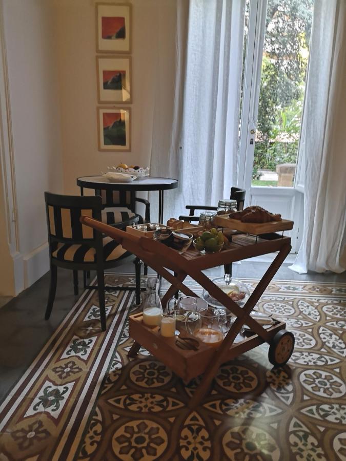 Garden Suite In Private Villa On Via Liberta ปาแลร์โม ภายนอก รูปภาพ